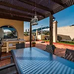 Vb Fantastic 3Bdr Duplex With Large Terrace