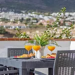 797Holidayrentals- Apartamento En Torremuelle Con Terraza Y Piscina