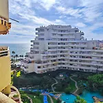 Apartamentos Holidays Benalbeach