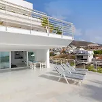 Nice Apartment With A Sunny Terrace