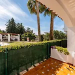 Poolside 2 Bedroom Retreat