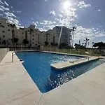 Apto Vistas Al Mar A 1 Min De La Playa Benalmadena