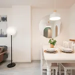C19 Sunny Apartment With Pool And Terrace