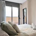 Apartamento Con Terraza Y Piscina En Puerto Marina - Mistral