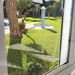 Luxury Apartment 30M From Beach