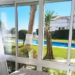 Luxury Apartment 30M From Beach