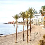 2 Bedrooms And 2 Bathrooms With Sea View At Piscis Benalmadena Arroyo