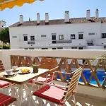 Peaceful 1Br Getaway - Walk To Beach And Train