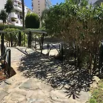 Avda De Las Palmeras Apartment
