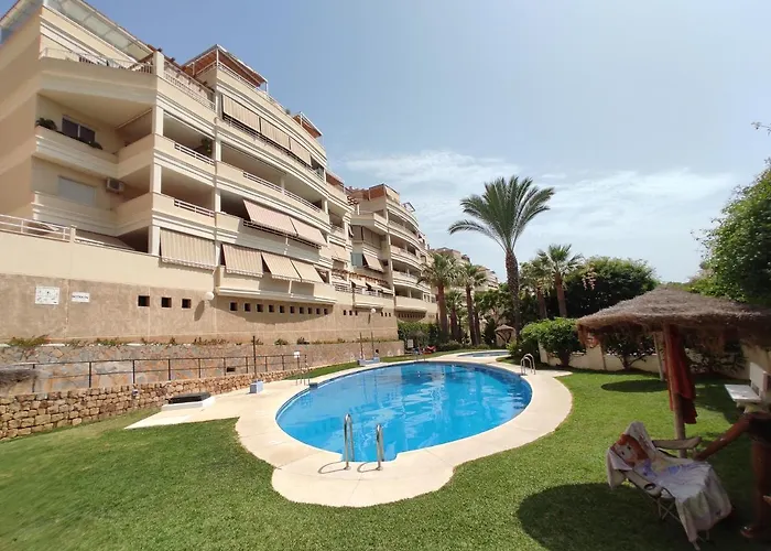 Viviendas Turisticas Torrequebrada