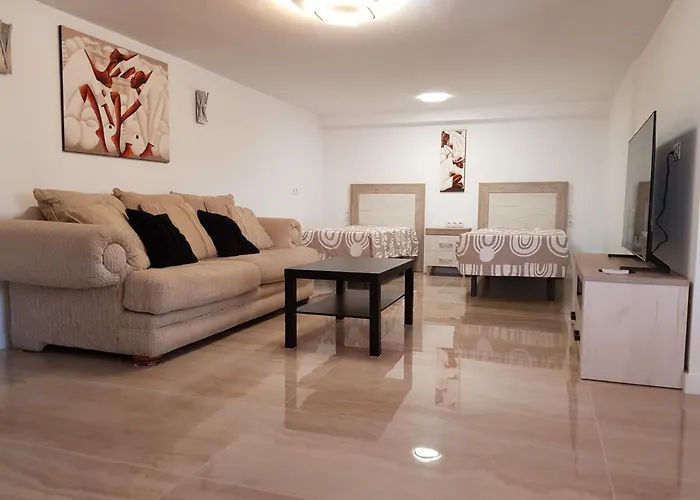 Deluxe Studio Athos 50 Mp Garden Patio Benalmadena Golf & Beach