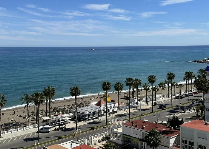Apto Vistas Al Mar A 1 Min De La Playa Benalmadena