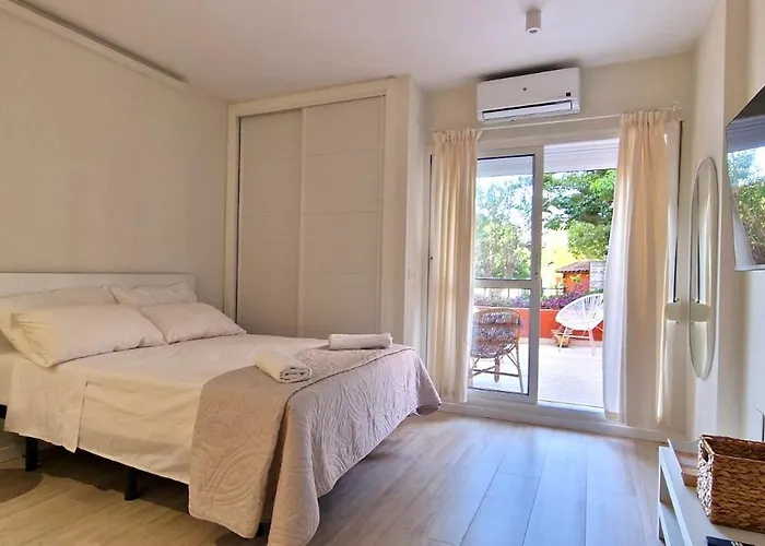 Apartment With Large Sunny Terrace