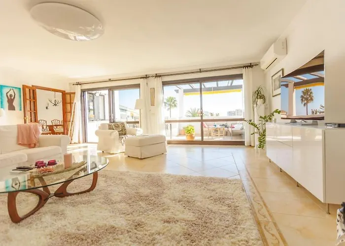 Luxurious Space For Your Vacation