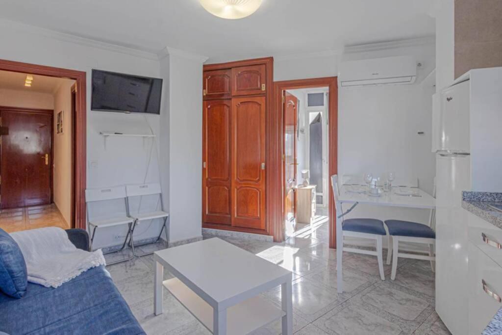 797 Holiday - Amplio Estudio En Puerto Marina * Benalmadena