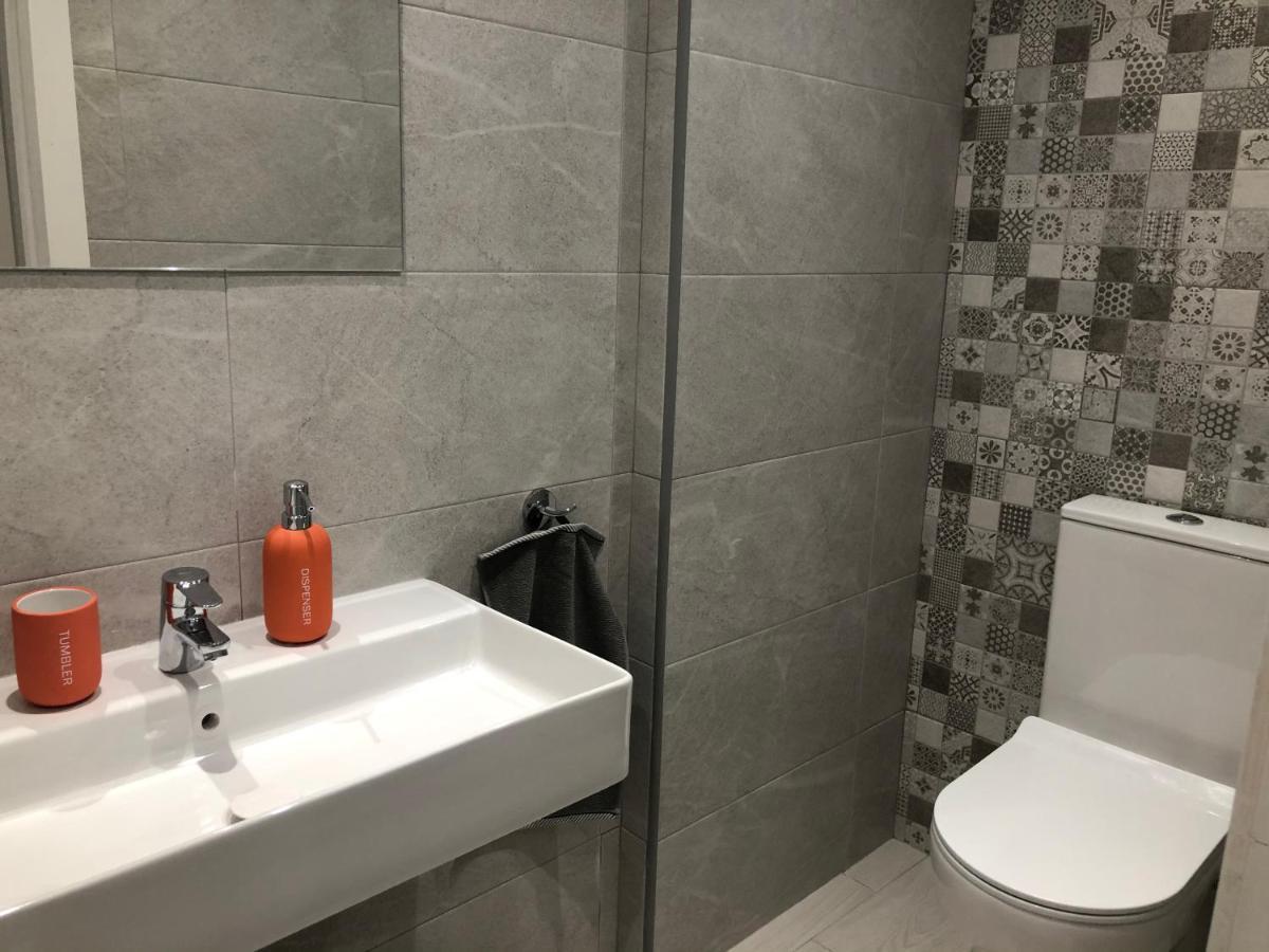 Apartment Victoria Luxury Beachfront In Costa *