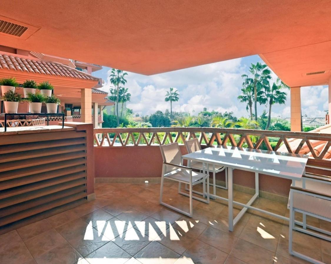 Reserva Del Higueron Apartment *