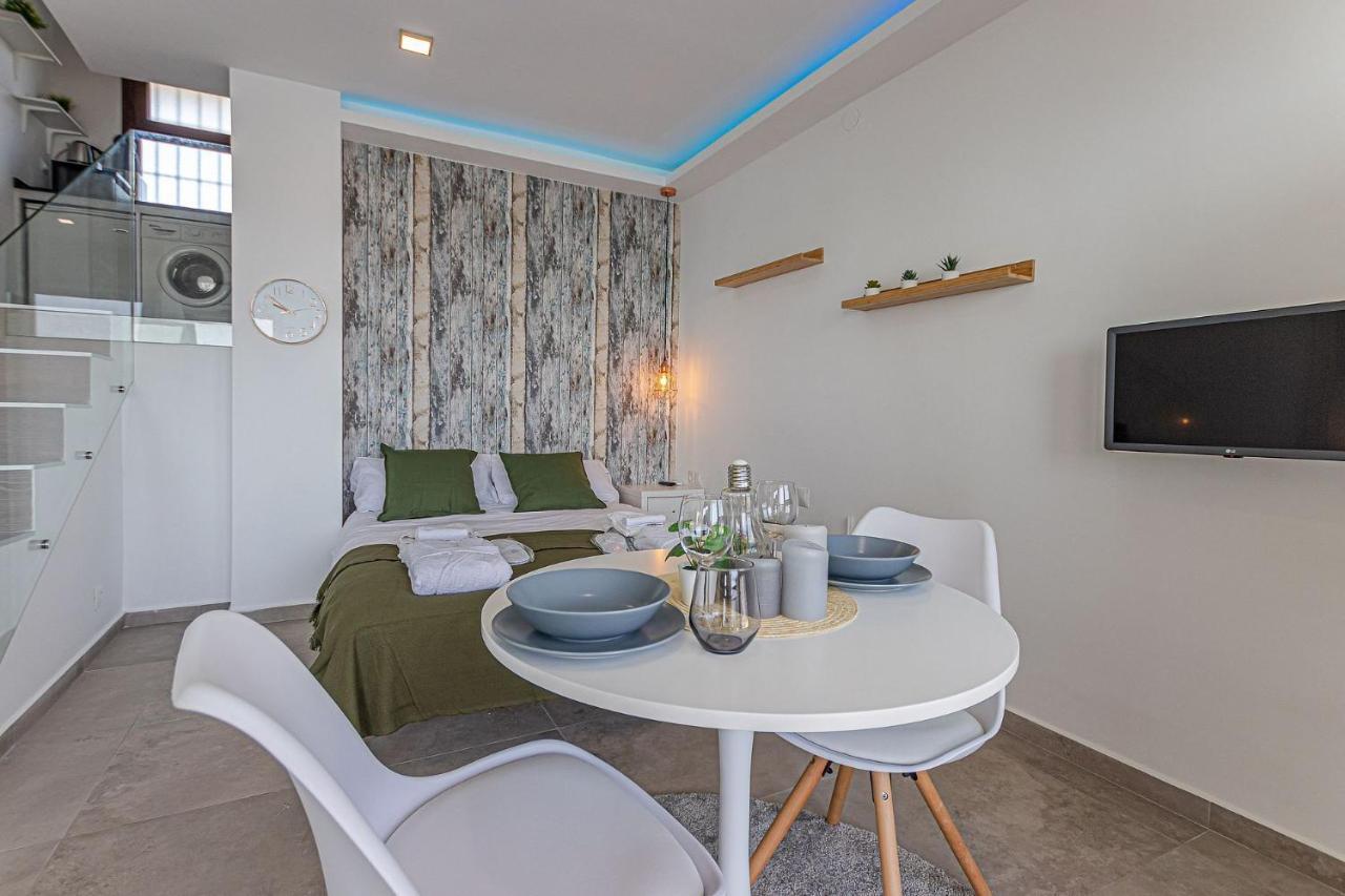 Beachfront With Spectacular Views And Swimming Pool Appartement Benalmádena