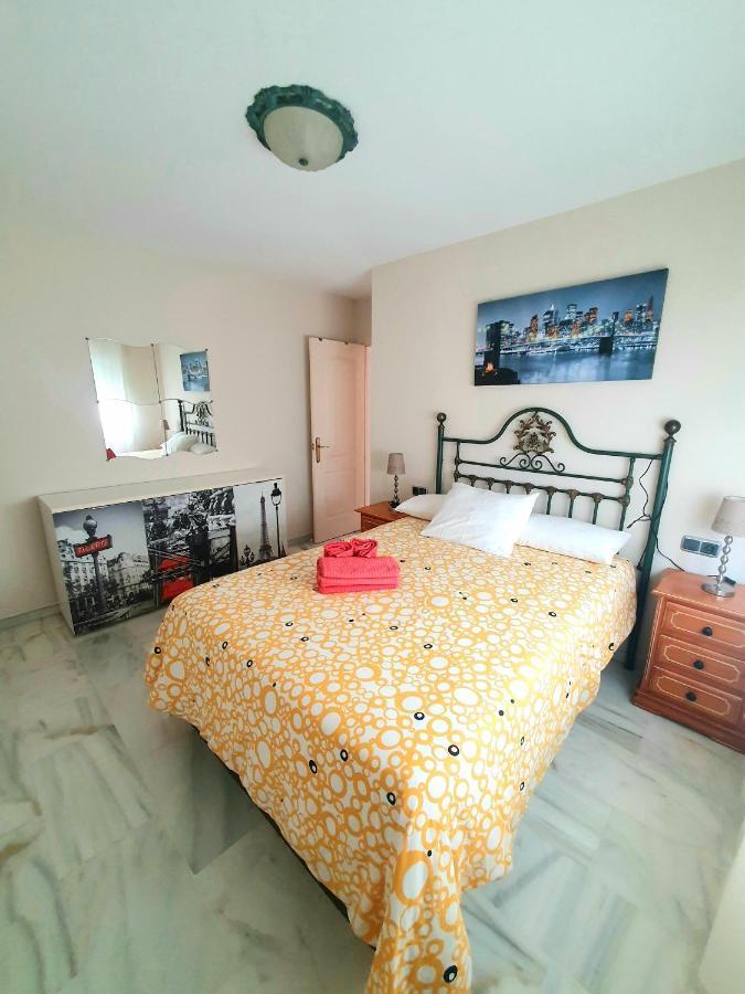 Vive Apartamento Jardines Gamonal, Céntrico Y Tranquilo A 700m De La Playa Benalmádena