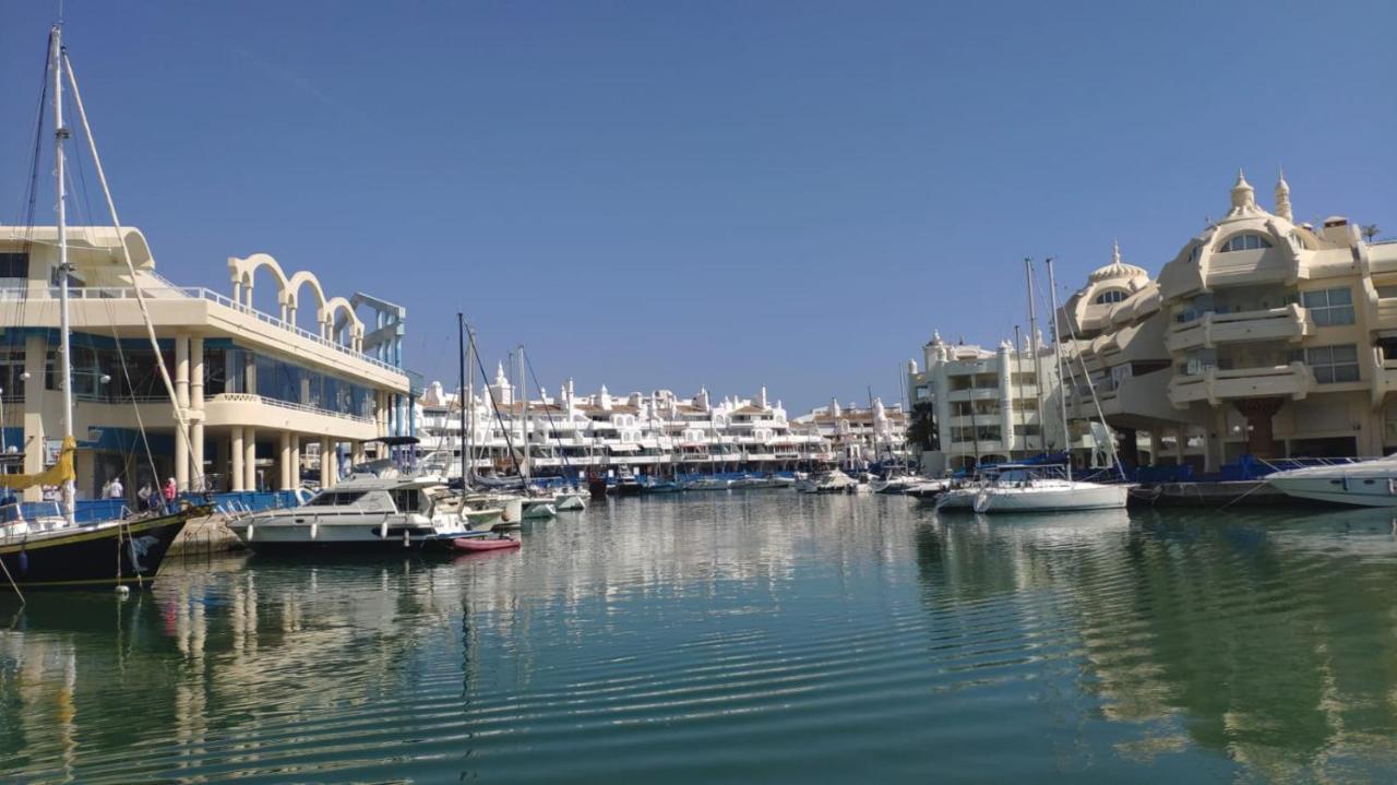 Apartamento Puerto Marina Apartment *