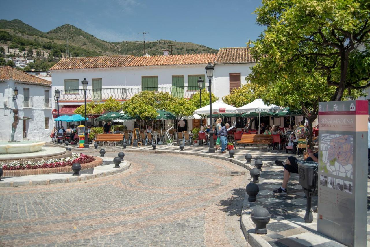 Benal Beach, Superb 2 Bedroom 2 Bathroom Front Sleeps 6 Apartamento