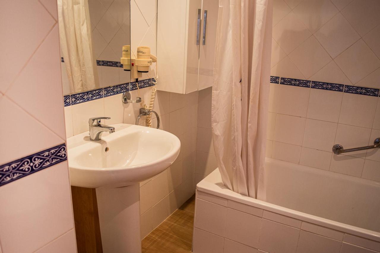 Vive Apartamento Benal 103, Parque Acuatico, Playa 100m Apartment *