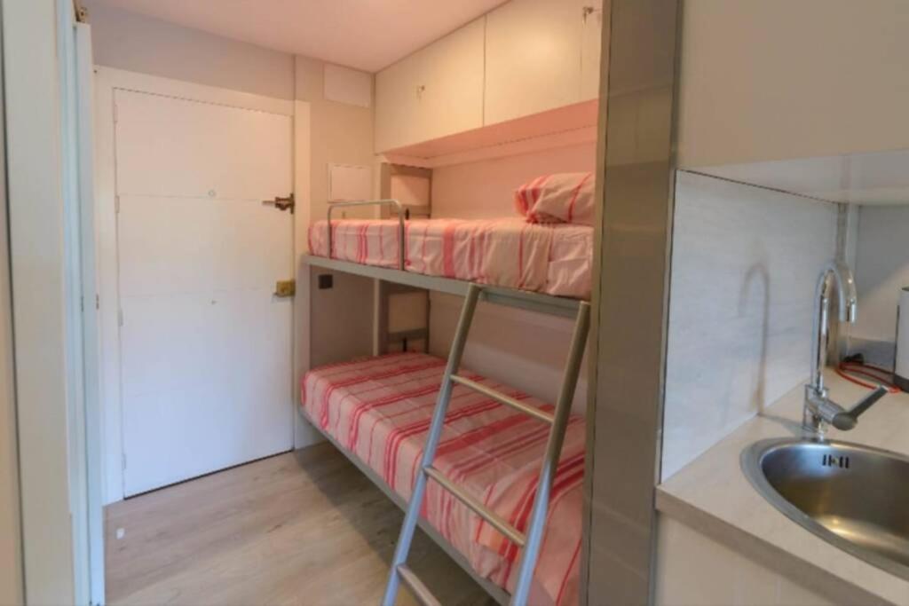 215. Primera Linea De Playa. Apartment Benalmadena