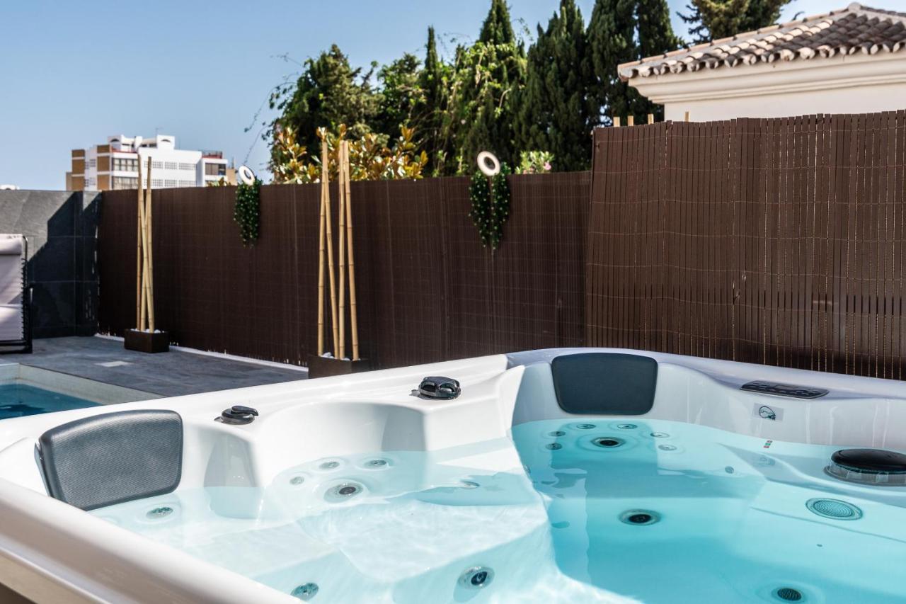 The Jungle - 4bdr Private Pool/jacuzzi/bbq