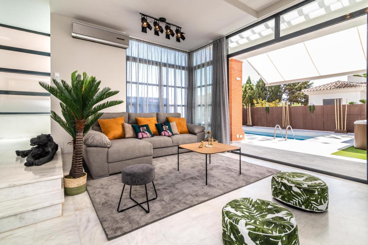 Villa The Jungle - 4bdr Private Pool/jacuzzi/bbq Benalmadena