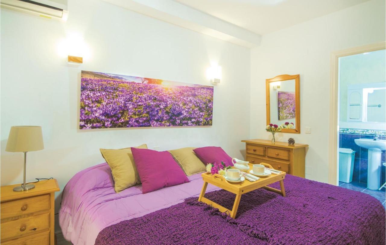 Vakantiehuis Amazing In Benalmdena With 7 Bedrooms, Wifi&outdoor Swimming Pool *