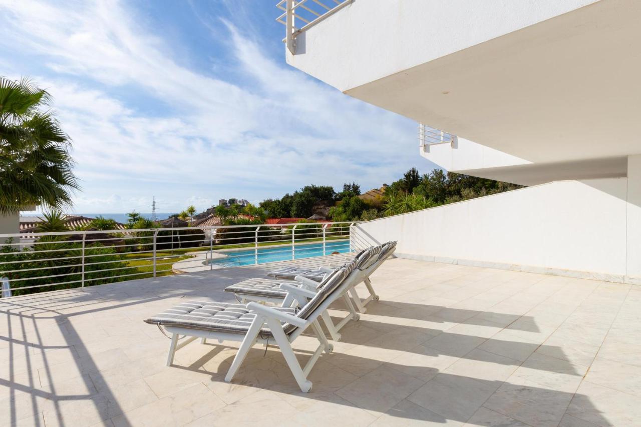 With A Sunny Terrace Apartment Benalmadena