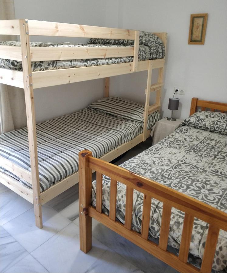 Apartamento De Cinco Plazas En Recinto Muy Tranquilo Cerca Del Mar