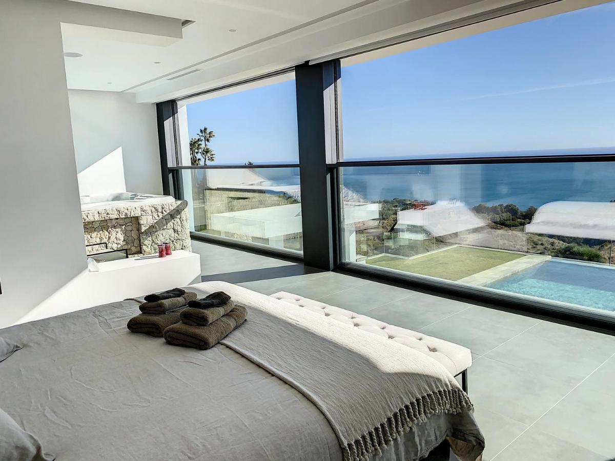 Stupa Luxury