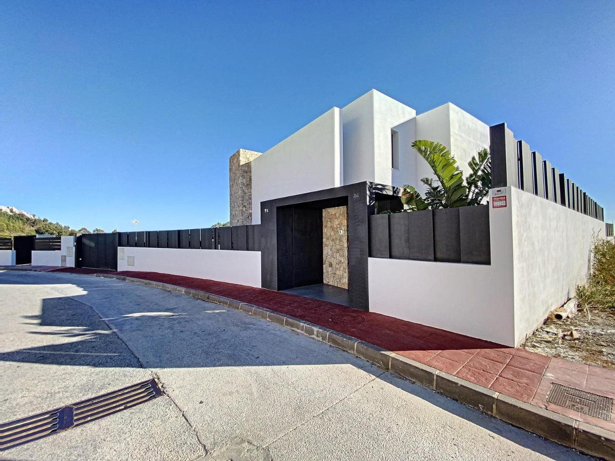 Stupa Luxury *