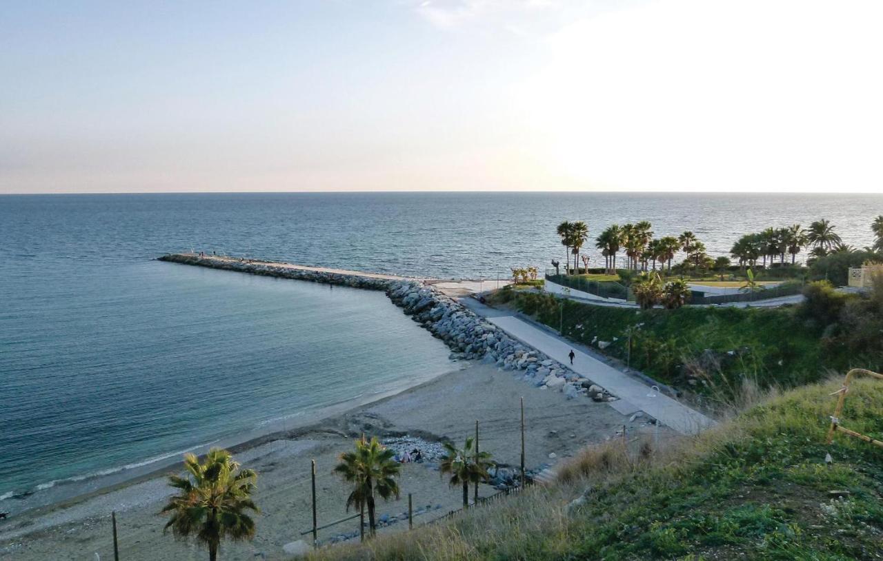 Apartment Amazing Apartment In Benalmdena Costa With 1 Bedrooms, Wifi And Outdoor Swimming Pool