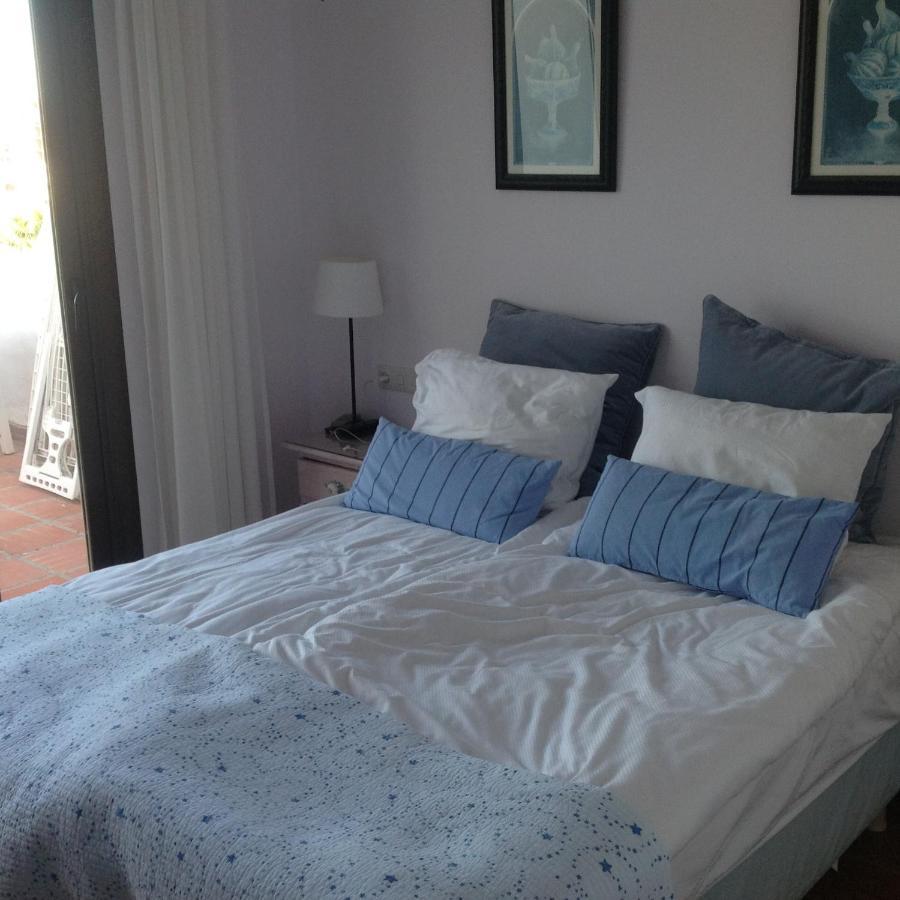 Apartment Pueblo Evita. Stunning Sea And Mountain Views, Close To Amneties. Benalmadena