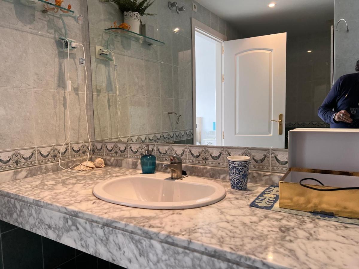 Benalmadena Costa 3 Bedrooms Apartment *