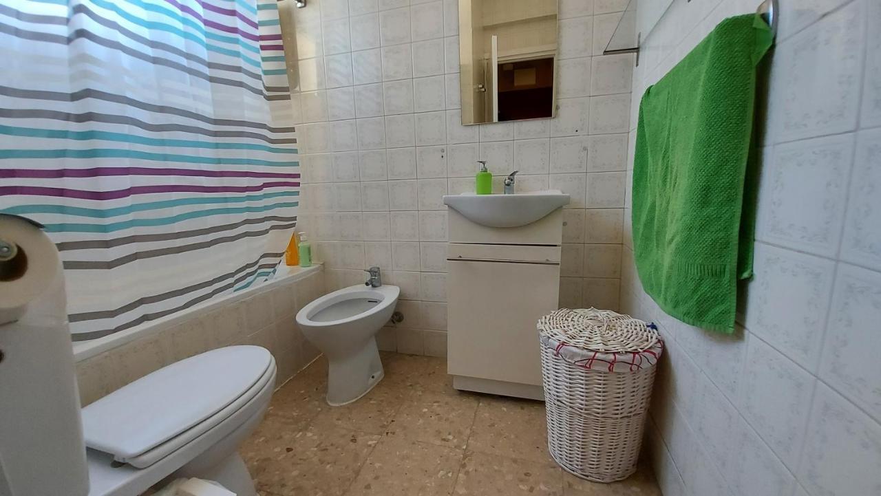 Rent4 Malaga Aloha Apartment *