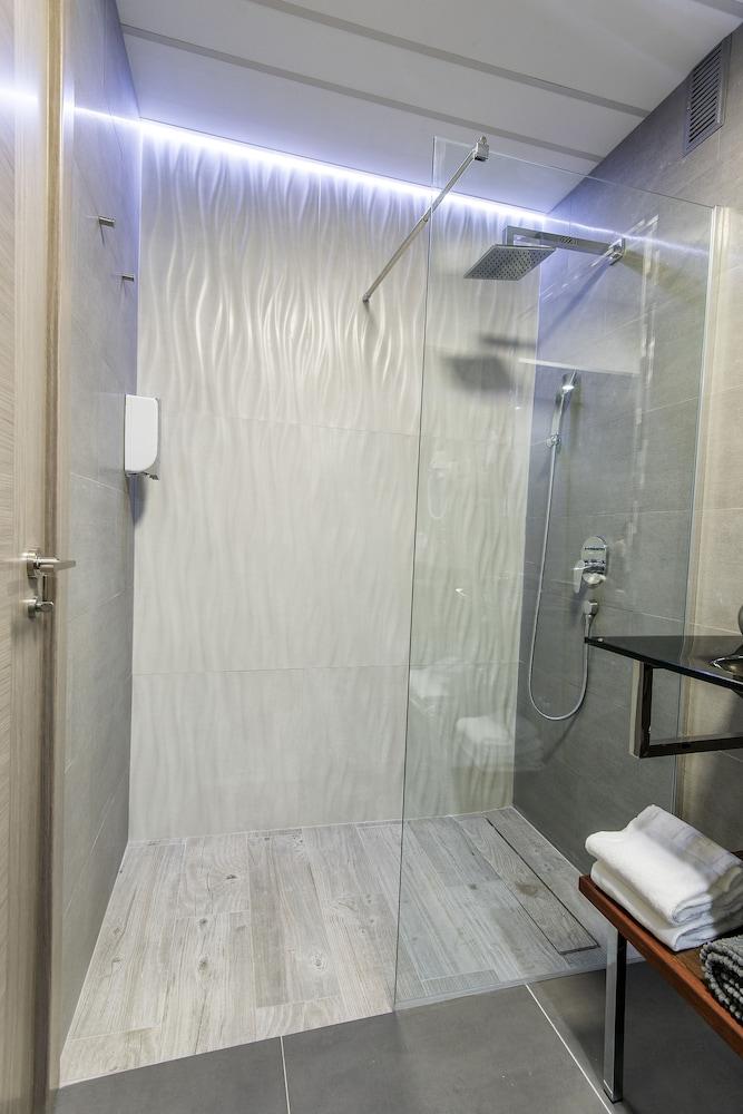 Hotel First Flatotel Internacional 3*