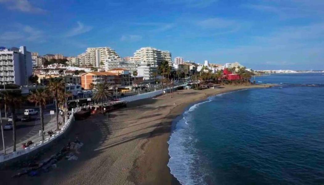 Apartment Con Parking Con Piscina Junto A La Playa