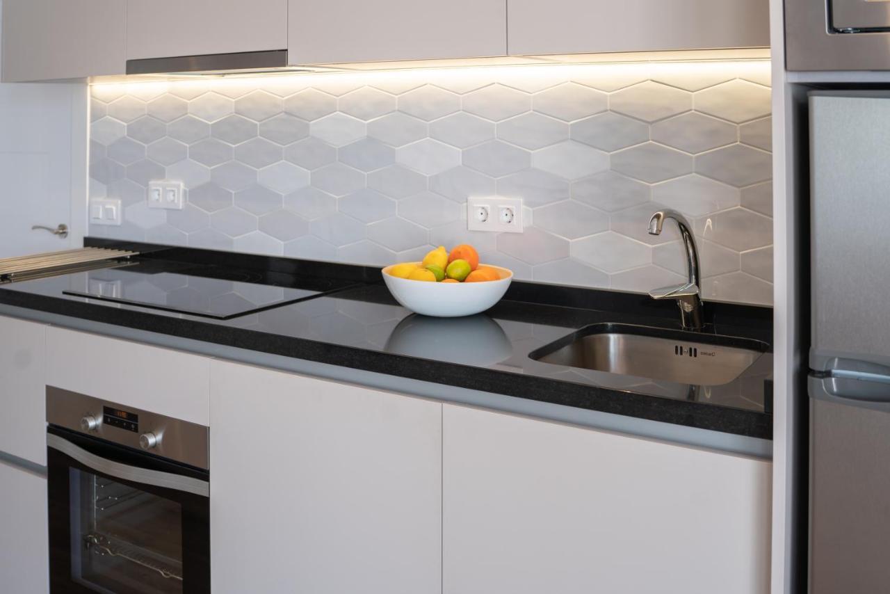 Freshly Renovated, Modern Penthouse Pueblo Evita! Apartamento *