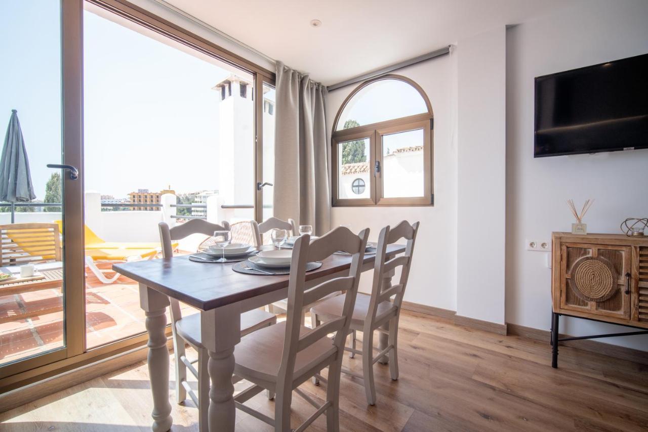 Apartamento Freshly Renovated, Modern Penthouse Pueblo Evita! Benalmádena