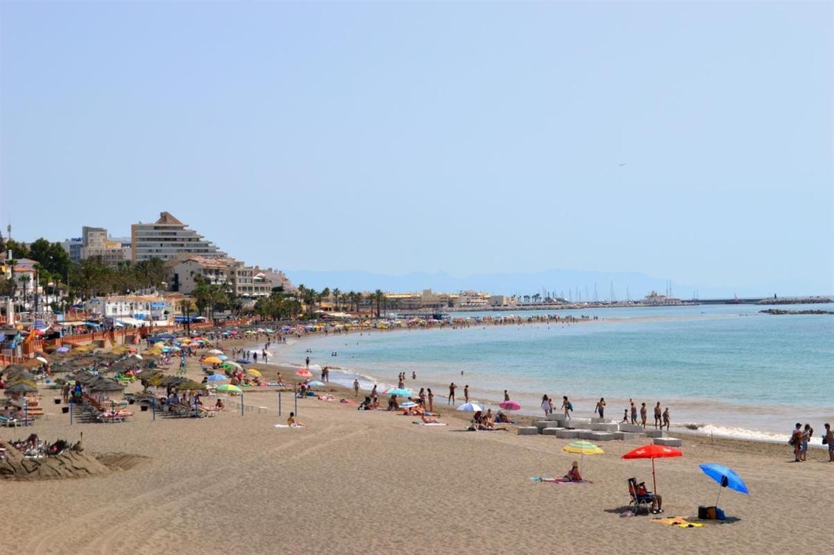 Azahar - Naciones Benalmádena