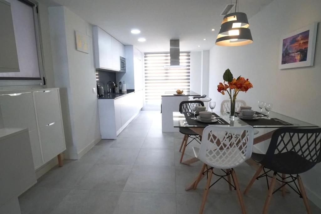Apartamento Deluxe Sea View With A Swimming Pool *