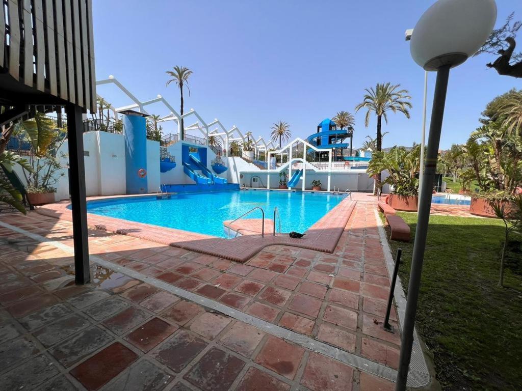 Aparthotel Benalbeach Loft Encatador