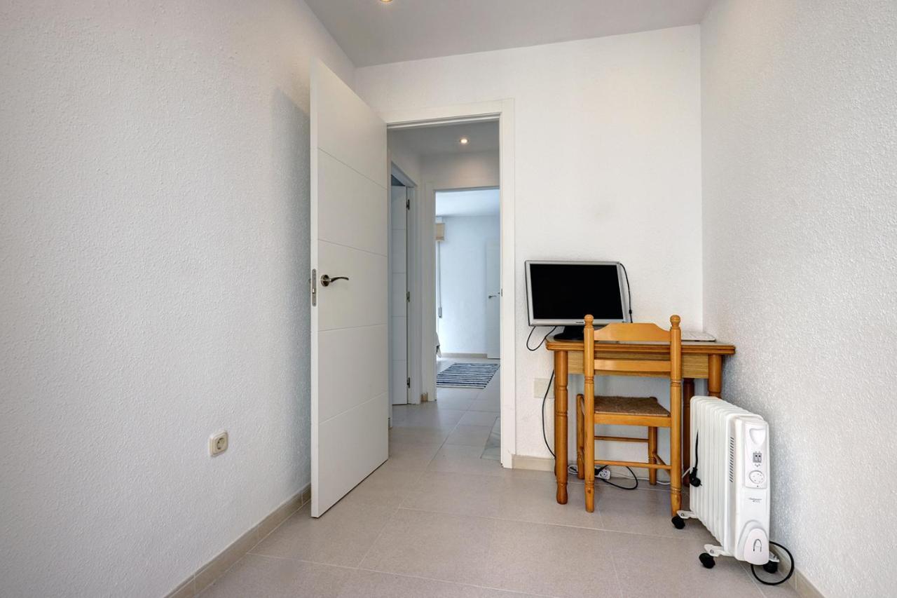 098 Traditional 2 Bed Pueblo Townhouse With Private Terrace