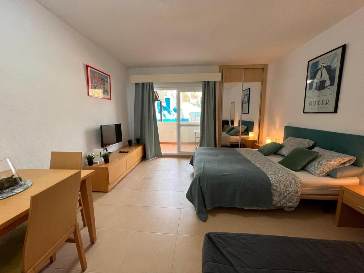 Aparthotel Benalbeach Loft Encatador *
