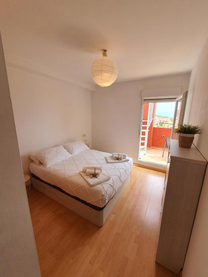 Cubo's Benalvistas Urban Love & 2 Free Parking Benalmadena