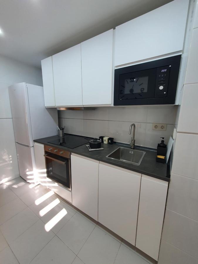 Cubo's Benalvistas Urban Love & 2 Free Parking Apartment Benalmadena