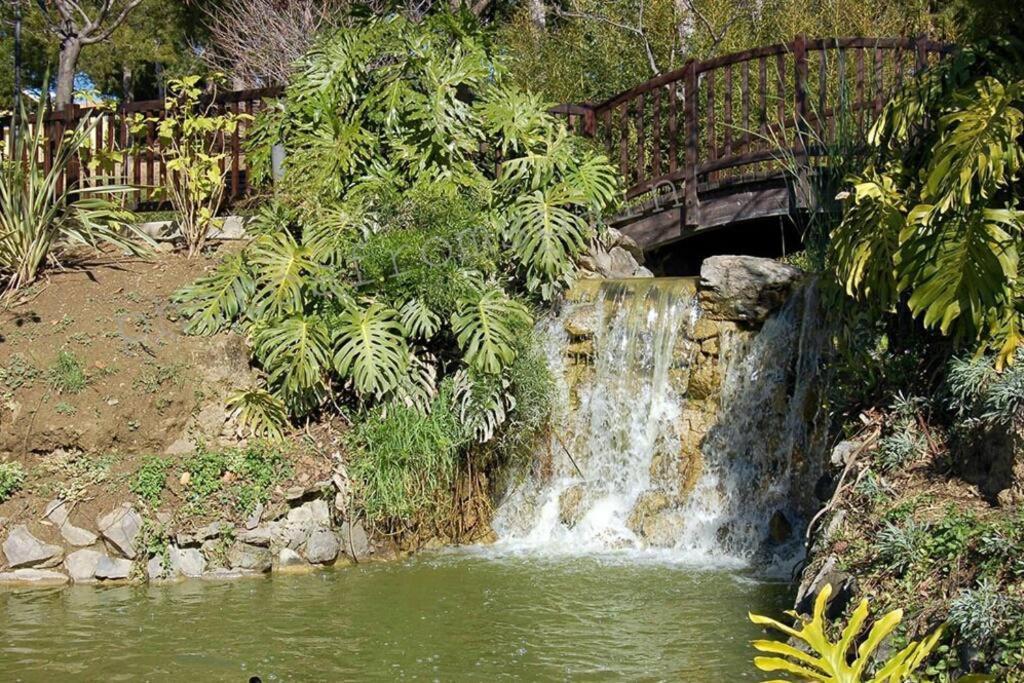 Bed & Breakfast With Sea And Mountain Views En Piso Compartido 1 O 2 Personas *